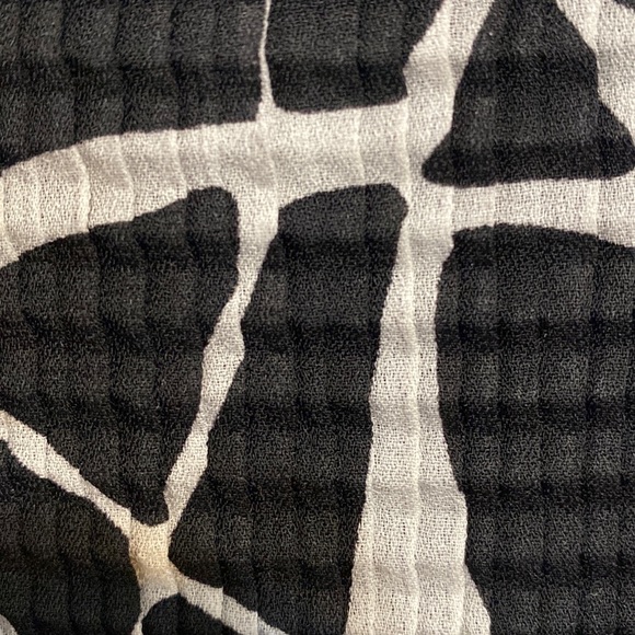 Sere Nade sheer jacket giraffe pattern black & white 1  button with tank large - Picture 8 of 14